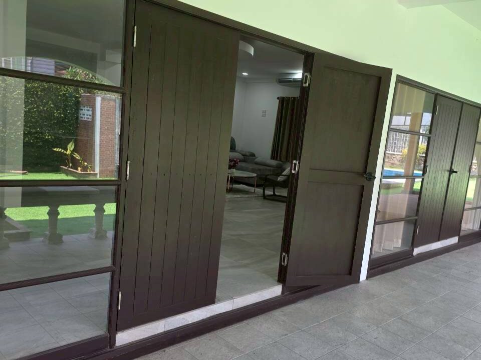 LINE_ALBUM_Land Front House 1_260407_16